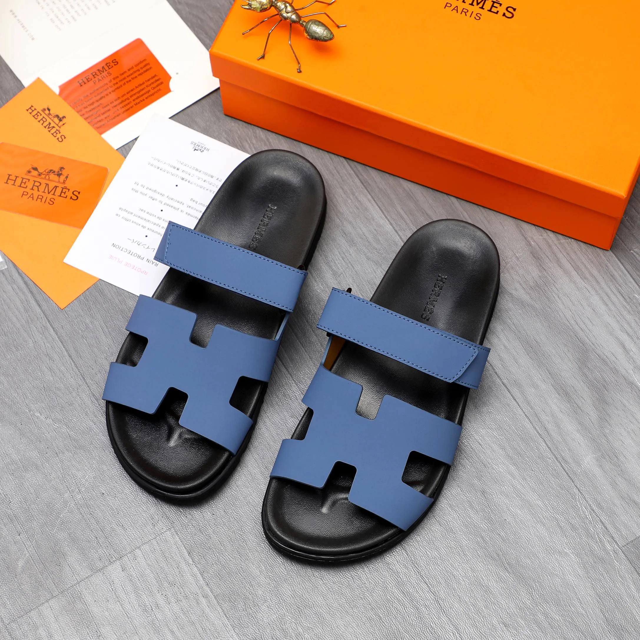 Men's shoes 💰340 Product trademark: Hermes "Hermes" Couple's slippers Regular size: 36-46 Product material: Selected matte cowhide upper, microfiber lining, original outsole